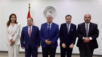 وزير التعليم العالي يستقبل رئيس الهيئة القومية للتأمين الصحي الشامل