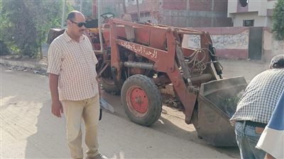 رفع كفاءة الطرق وأعمال النظافة وإزالة الإشغالات بمركز الزقازيق 