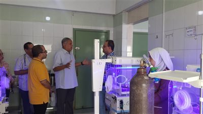 مدير الطب العلاجي بصحة أسيوط يتفقد سير العمل بمستشفى منفلوط