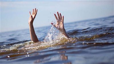 انتشال جثمان طالب غرق في ترعة بالصف 