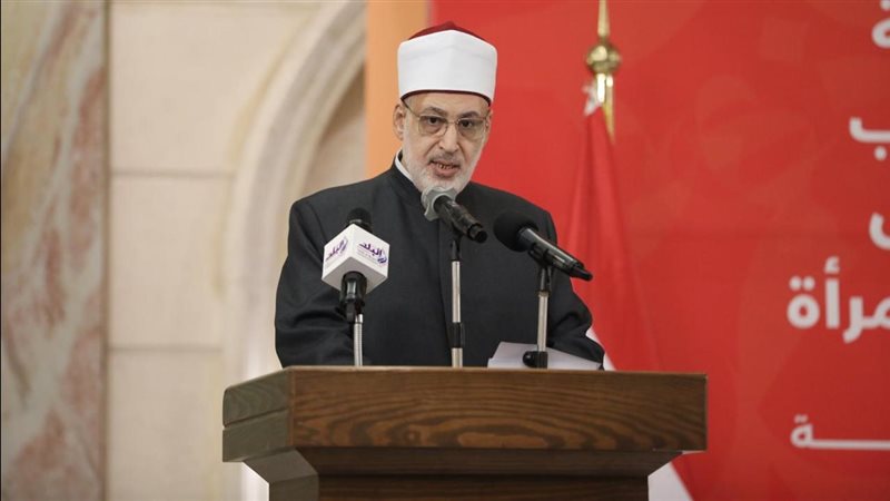  الدكتور محمد الضويني،