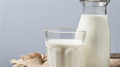 فوائد اللبن الحليب، يقوي عظامك ويساعدك على إنقاص وزنك