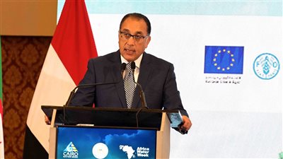 مدبولي: الحصول على المياه النظيفة وخدمات الصرف الصحي حق أساسي من حقوق الإنسان