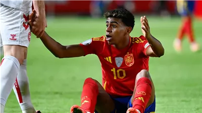 لاعب أتلتيكو مدريد يعوض لامين يامال في منتخب إسبانيا 