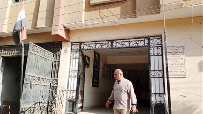 رئيس مركز مشتول السوق بالشرقية يتابع ملفات التصالح وتجمعات القمامة 