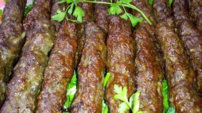 طريقة عمل الكفتة المشوية، أحلى وأوفر من الجاهزة