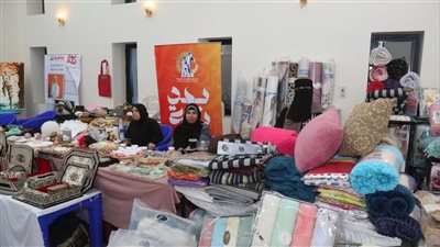 محافظ كفر الشيخ يفتتح معرض الصناعات الحرفية واليدوية بنادي الخالدين 