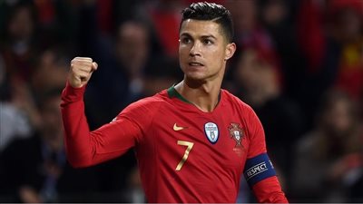 صحيفة برتغالية تتغنى بأرقام كريستيانو رونالدو مع المنتخب