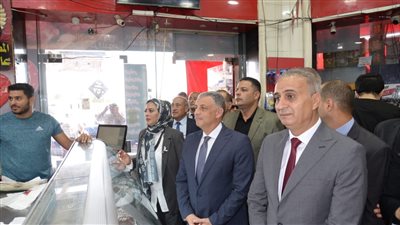 رئيس حماية المستهلك ومحافظ الإسماعيلية في جولة رقابية على أسواق المحافظة (صور) 