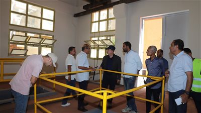 رئيس شركة المياه بالإسكندرية يتابع استعدادات موسم الأمطار بحي المنتزه