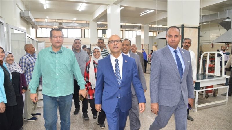 جولة رئيس جامعة أسيوط،