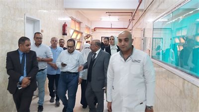 رئيس الطب العلاجي بوزارة الصحة يتفقد مستشفيات الصدر والرمد والإيمان بأسيوط|صور 