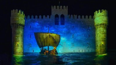 بعد الافتتاح الرسمي، إقبال كبير على عروض الصوت والضوء بقلعة قايتباي بالإسكندرية