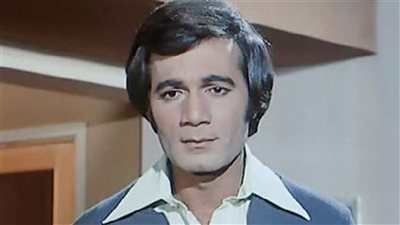 محمود ياسين.. صاحب الأرقام القياسية في الأفلام الوطنية.. ظل الفتى الأول للسينما خلال ربع قرن.. لقب بـ«جوهرة الدراما العربية».. وألزهايمر يسدل الستار على مسيرته الفنية