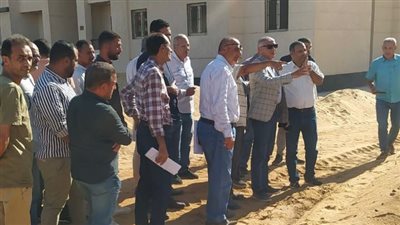 نائب رئيس هيئة المجتمعات العمرانية يتفقد عددًا من مشروعات مدينة حدائق العاصمة
