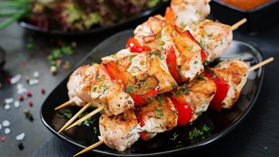 طريقة عمل الشيش طاووق، أكلة لذيذة وسريعة التحضير