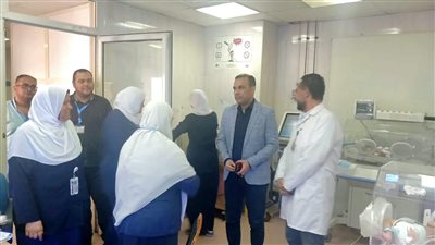وكيل الصحة بالبحيرة يتابع سير العمل بمستشفى وادي النطرون التخصصي (صور)