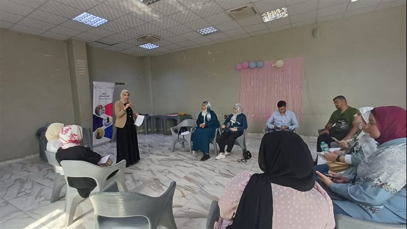 جانب من الورشة بشباب