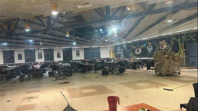 بعد يوم من قصفها بمسيرة، سماع دوي انفجارات فى قاعدة تدريب إسرائيلية 