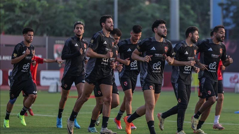 الأهلي يستعد للسوبر،