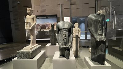 خريطة أماكن شاشات عرض احتفالية افتتاح المتحف المصري الكبير في الجيزة (إنفوجراف)