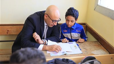 وزير التعليم: نبذل قصارى جهدنا لضبط وانتظام العملية التعليمية