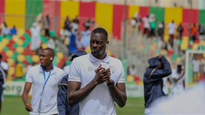 وصول لاعبي موريتانيا لملعب شيخا بيديا استعدادا لمواجهة منتخب مصر 