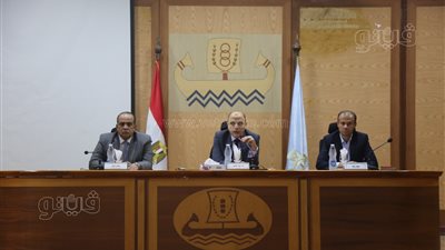 محافظ كفر الشيخ يبحث مشاكل الصيادين ومواجهة التعديات ببحيرة البرلس