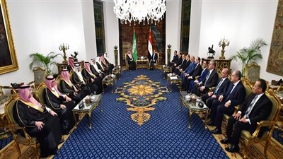 بالأسماء، وفدا مصر والسعودية المشاركان في مباحثات السيسي وبن سلمان