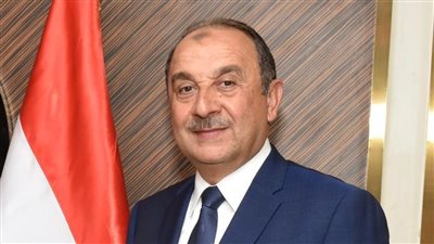 وزير قطاع الأعمال العام يزور شركتي النصر للإسكان والمعادي للتنمية والتعمير