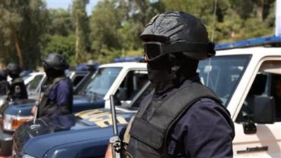 أمن الأقصر يضبط عاطلا بحوزته 2.300 كيلو حشيش وشابو وسلاح ناري 