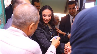 وزيرة التضامن: تحسين خدمات المواطنين على رأس أولويات الوزارة (صور)