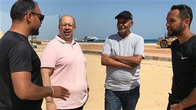 مشهور والعطار يتفقدان ملعب كأس الأمم الأفريقية للكرة الشاطئية