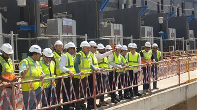 وزير الإسكان: تشغيل 4 توربينات بمشروع سد ومحطة 