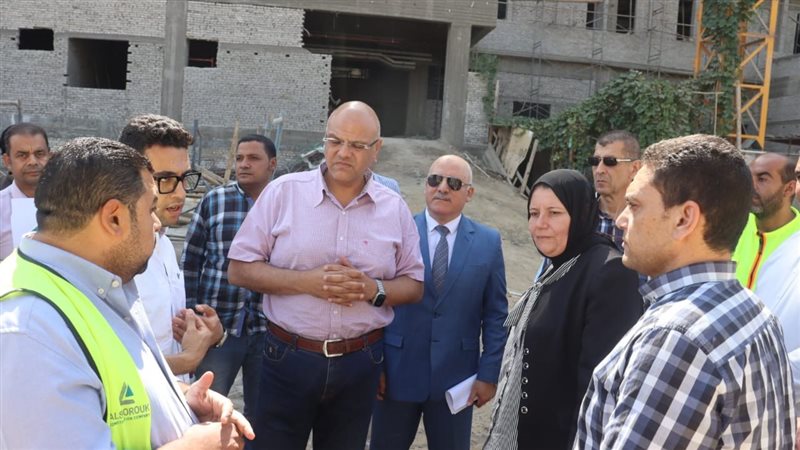 محافظ القليوبية خلال