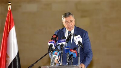 محافظ الإسكندرية يتابع تنفيذ مبادرة 