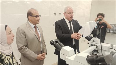 رئيس جامعة القناة: نعمل على تطوير البنية التحتية لجامعة الإسماعيلية الجديدة (صور) 