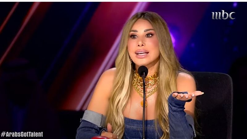 نجوى كرم، فيتو