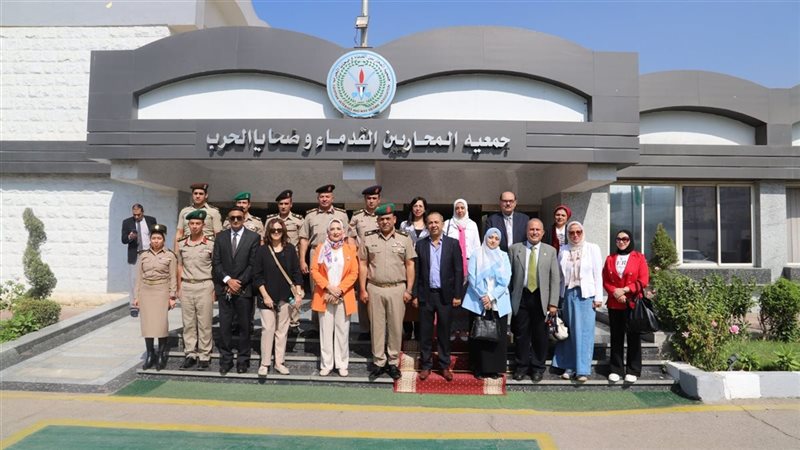 جامعة عين شمس، فيتو