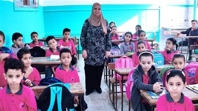 رئيس أبو حماد بمحافظة الشرقية يتفقد مدرسة السلام الابتدائية 2