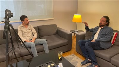 محمد القس: برغم القانون احتاج لـ 600 لوكيشن تصوير ومروحتش لدكتور نفسي (فيديو وصور)