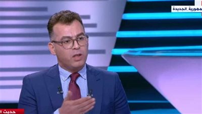 أستاذ قانون تجاري يكشف مفاجأة بشأن المتسبب في أزمة البحر الأحمر 