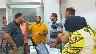 رئيس مركز الإبراهيمية بالشرقية يتابع سير العمل بالمركز التكنولوجي