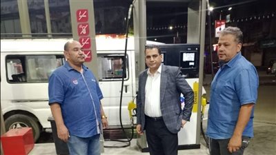 تموين الجيزة يشدد الرقابة على محطات الوقود بعد رفع الأسعار (صور)