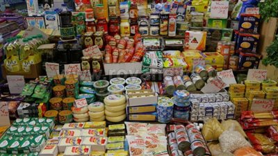 هل ترتفع أسعار السلع الغذائية متأثرة برفع سعر البنزين والسولار؟ الشعبة توضح