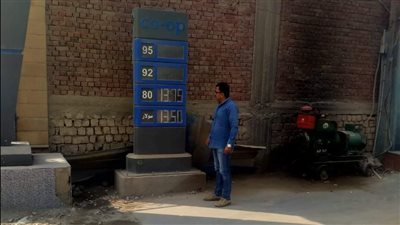 حملات مفاجئة بمحطات الوقود ومواقف السرفيس بأطفيح في الجيزة (صور)