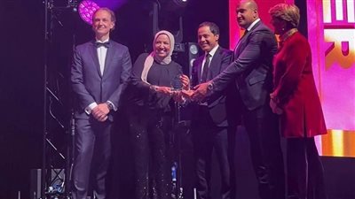 المصرية للاتصالات تفوز بجائزة أفضل مقدم لخدمات الربط الدولي 