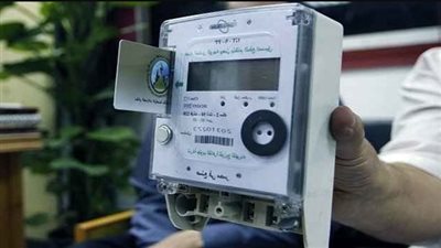 الكهرباء: تركيب 304 آلاف عداد كودي لمواجهة ظاهرة سرقة التيار 