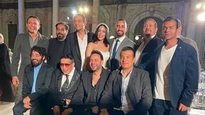 حسام حسني عن منافسة جيل التسعينات: كنا بنشجع بعض ومحيي عنده قدرات غنائية قوية