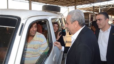 لن أسمح بأي زيادة على التعريفة، محافظ الغربية يوجه رسالة تحذيرية لسائقي النقل الجماعي